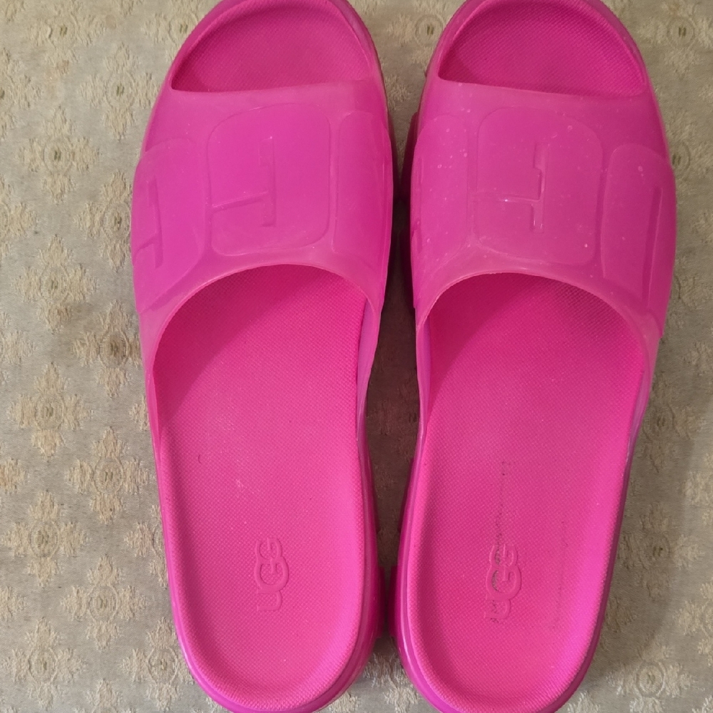 UGG Women's Pink Slide Sandals